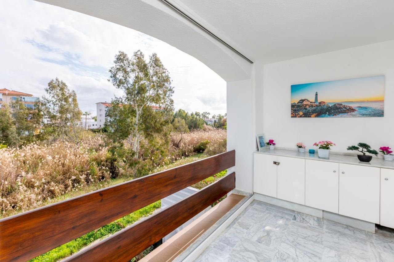 4 Bedroom Apartment In Puerto Banus 150 Meters From The Beach Marbella Exterior photo