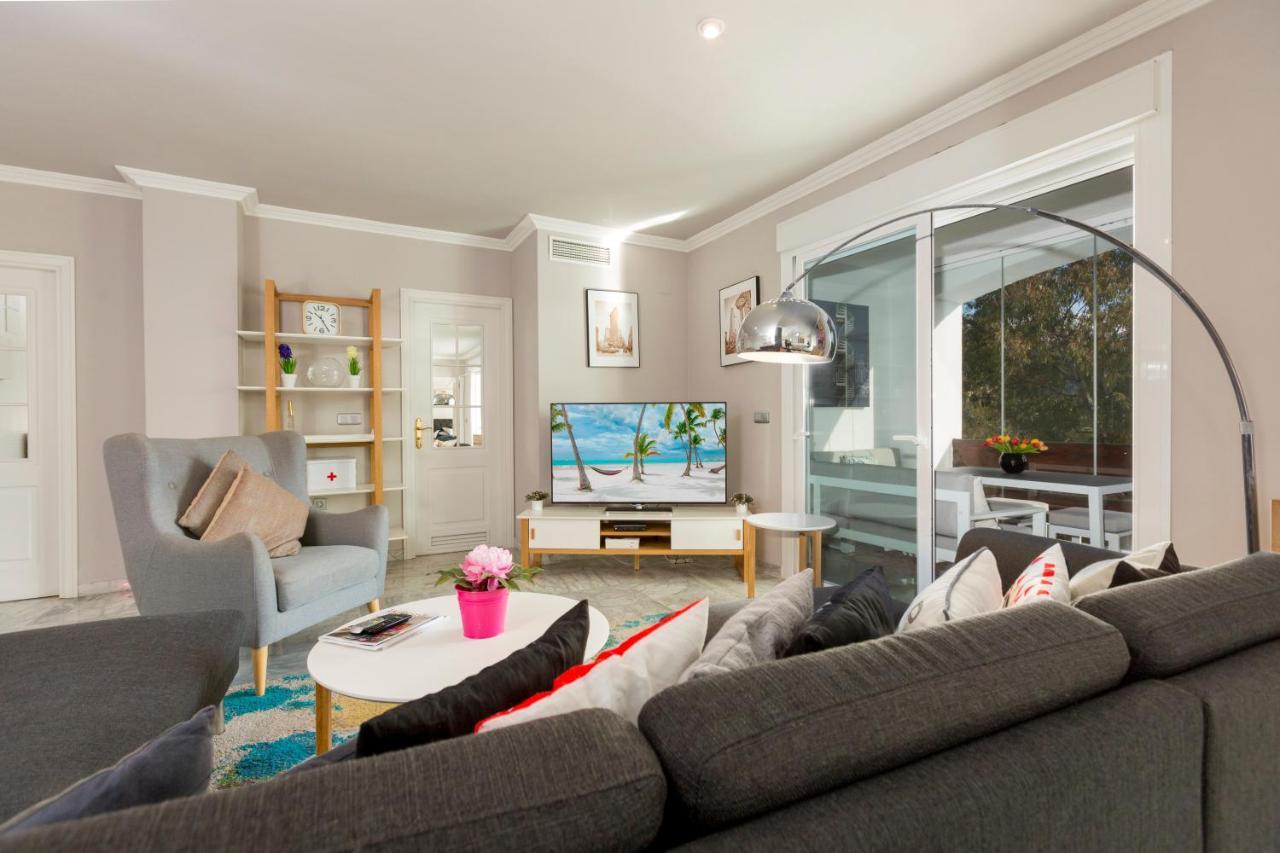 4 Bedroom Apartment In Puerto Banus 150 Meters From The Beach Marbella Exterior photo